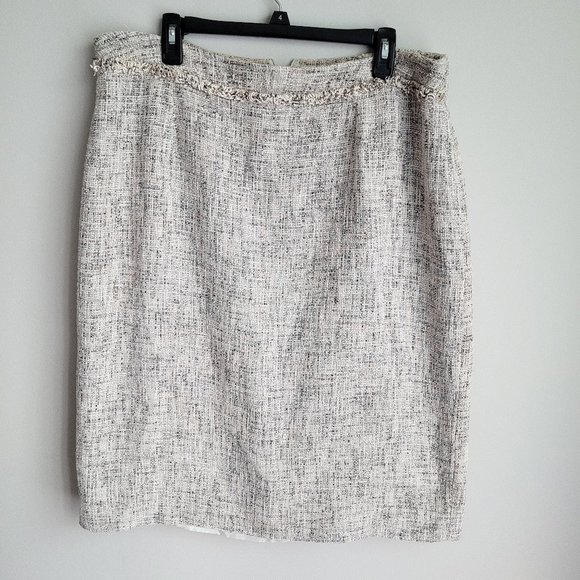 Cato Dresses & Skirts - Cato Cream Tweed Fringe Metal Chain Detail Vintage Elastic Waist Pencil Skirt